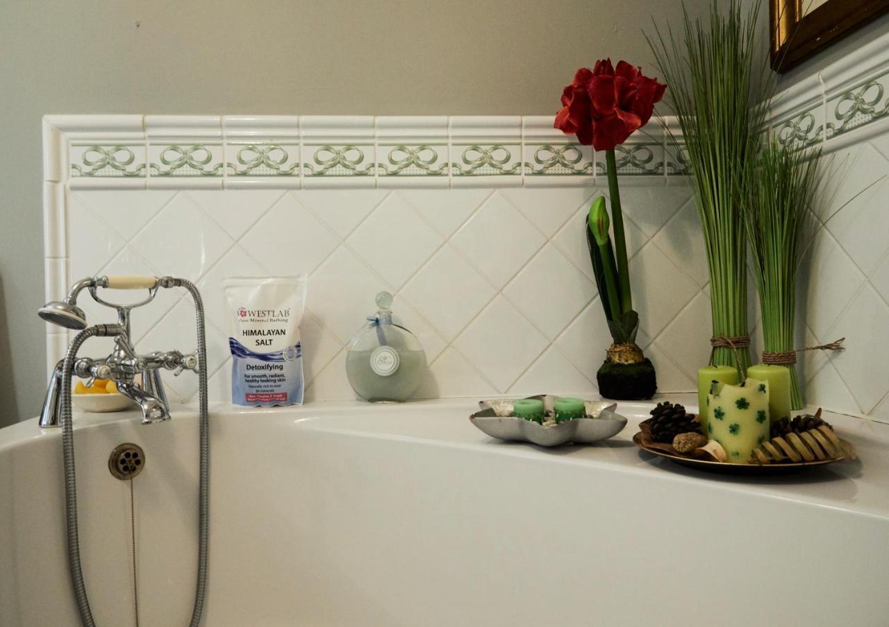 Brookvale Bed & Breakfast Wellingtonbridge Екстериор снимка